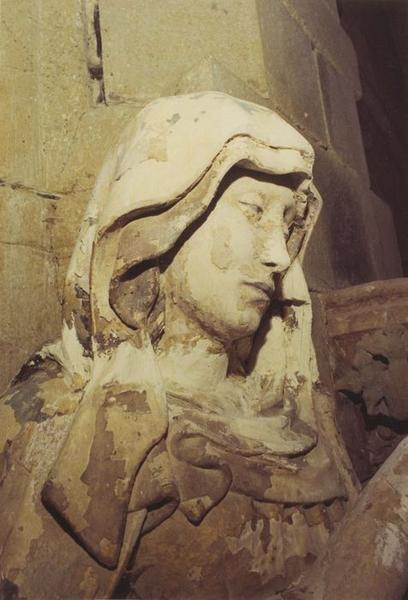 statue dite Notre-Dame-de-La-Houssaye : Vierge à l'enfant, détail