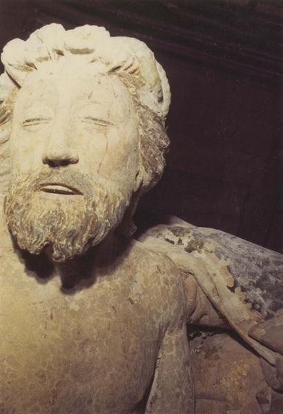 statue dite Notre-Dame-de-La-Houssaye : Vierge à l'enfant, détail