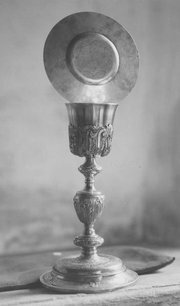 calice, patène, vue générale - © Ministère de la Culture (France), Médiathèque du patrimoine et de la photographie (objets mobiliers), tous droits réservés