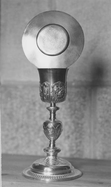 calice, patène, vue générale - © Ministère de la Culture (France), Médiathèque du patrimoine et de la photographie (objets mobiliers), tous droits réservés