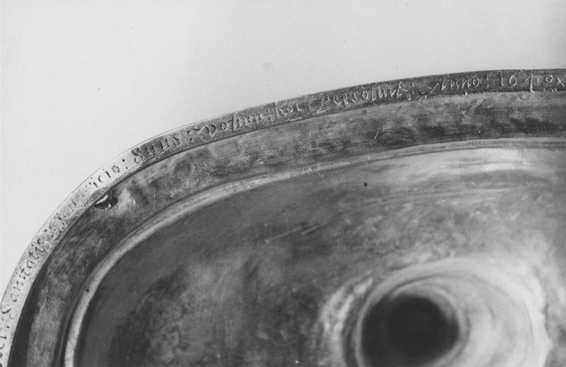 croix, détail de l'inscription - © Ministère de la Culture (France), Médiathèque du patrimoine et de la photographie (objets mobiliers), tous droits réservés