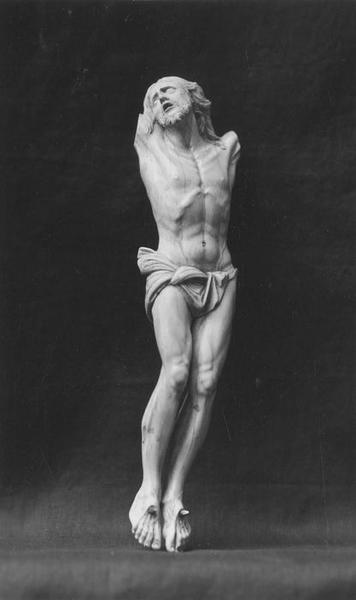 croix (crucifix), vue générale - © Ministère de la Culture (France), Médiathèque du patrimoine et de la photographie (objets mobiliers), tous droits réservés