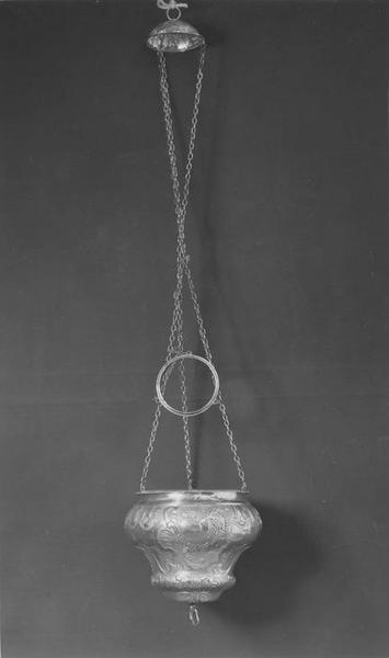 lampe de sanctuaire style Louis XV, vue générale