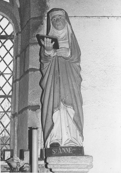 statue : sainte Anne, vue générale