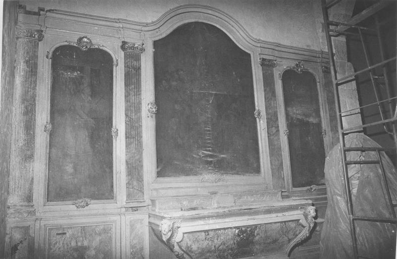 ensemble (autel, retable, lambris de revêtement), vue générale - © Ministère de la Culture (France), Médiathèque du patrimoine et de la photographie (objets mobiliers), tous droits réservés