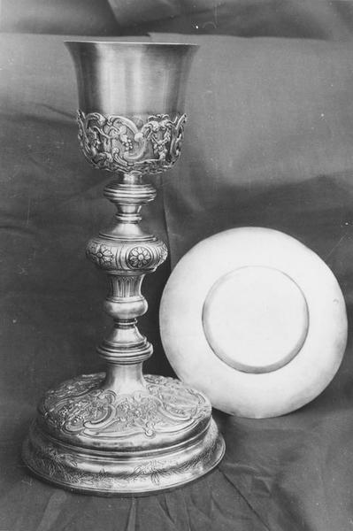 calice, patène, vue générale - © Ministère de la Culture (France), Médiathèque du patrimoine et de la photographie (objets mobiliers), tous droits réservés