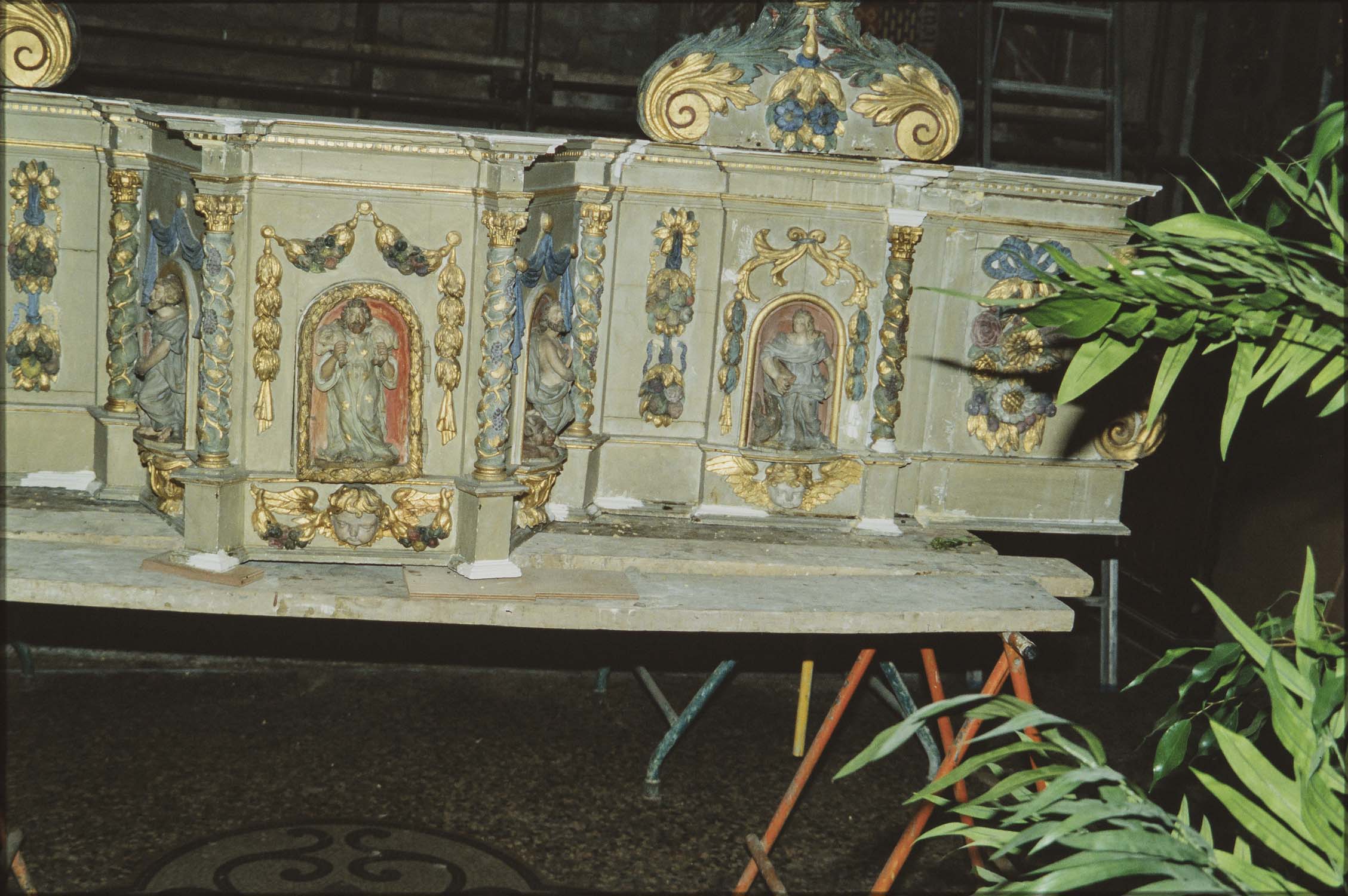 retable du maître-autel, vue partielle du tabernacle