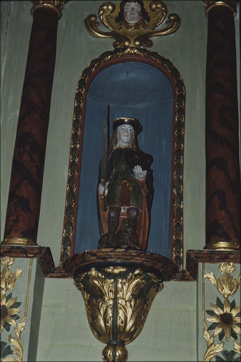 statue : saint Efflam, vue générale