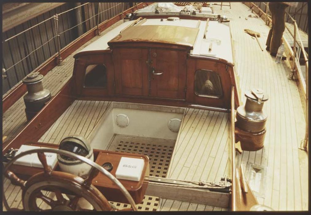 bateau de croisière (ketch) yacht à voiles, dit Khayyam, ex Zwerver, ex Actéon