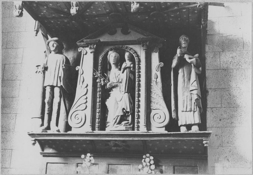 ensemble (retable à baldaquin, 3 statues)