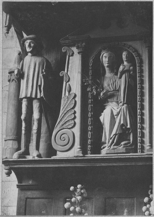ensemble (retable à baldaquin, 3 statues), vue partielle
