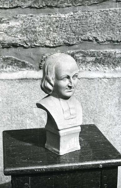 buste : Gabriel Deshayes - © Monuments historiques