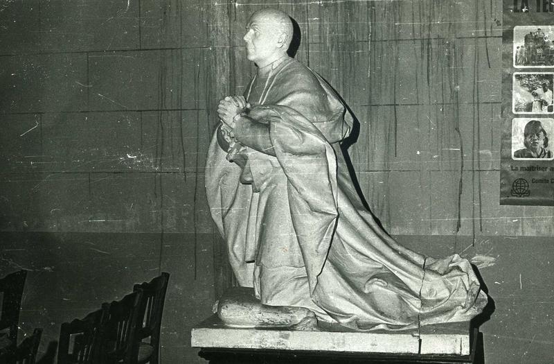 monument funéraire (priant) de Monseigneur Bécel - © Monuments historiques