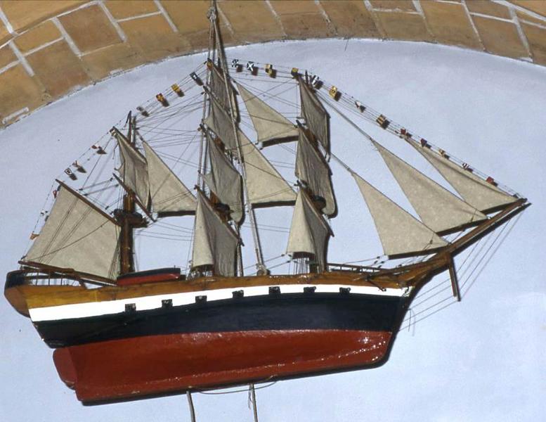 maquette ex-voto n°1 d'un trois-mâts barque frégate