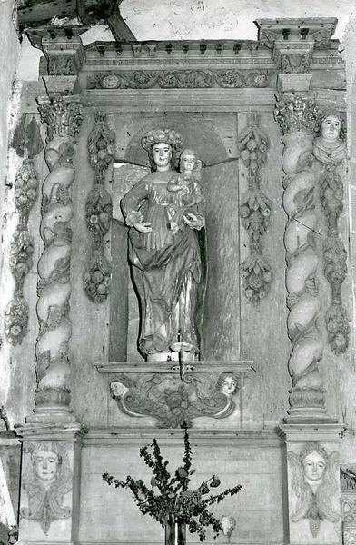 retable du bas-côté nord et statue : Vierge à l'Enfant