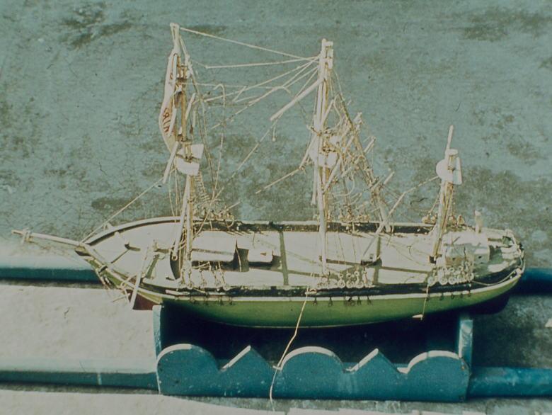 maquette ex-voto d'un trois-mâts barque carré commerce dit le Saint-Germain