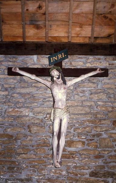 statue : Christ en croix - © Monuments historiques