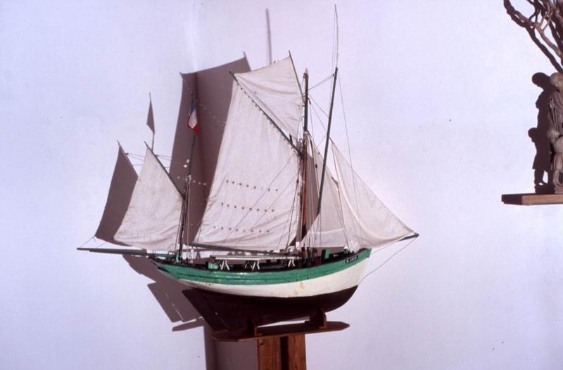 maquette ex-voto n°4 d'un dundee thonier dit le Marcel