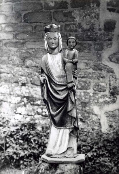 statue : Vierge à l'Enfant - © Monuments historiques