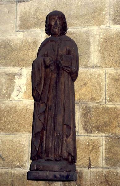 ensemble de trois statues : Apôtre, Saint Jean l'Evangéliste et Saint Pierre ? (ici Saint Pierre)