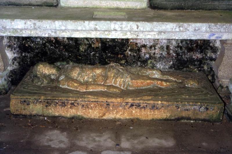 statue : Christ gisant (Scala Santa) - © Monuments historiques