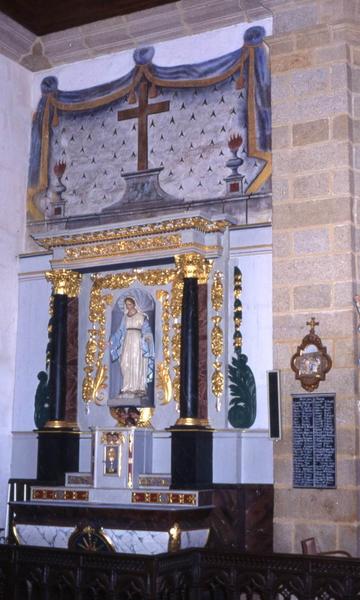 autel et retable du transept nord - © Monuments historiques
