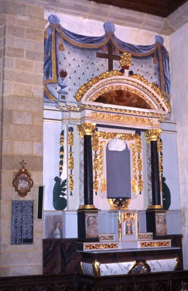autel et retable du transept sud - © Monuments historiques