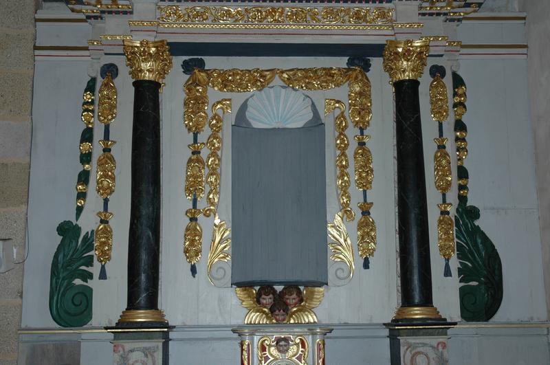 autel et retable du transept sud