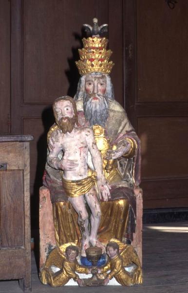 retable du maître-autel et trois statues : La Trinité, Saint Pierre et Saint Paul - © Monuments historiques