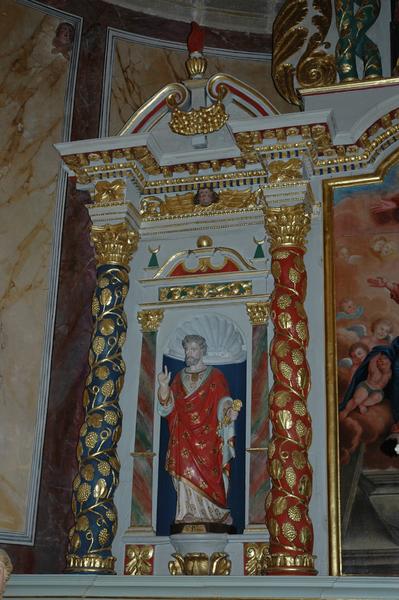 retable du maître-autel et trois statues : La Trinité, Saint Pierre et Saint Paul