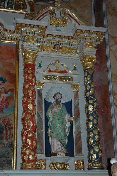 retable du maître-autel et trois statues : La Trinité, Saint Pierre et Saint Paul