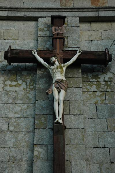 statue : Christ en croix - © Monuments historiques