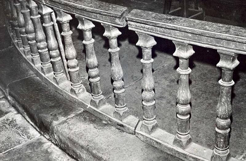 clôture de choeur (table de communion)