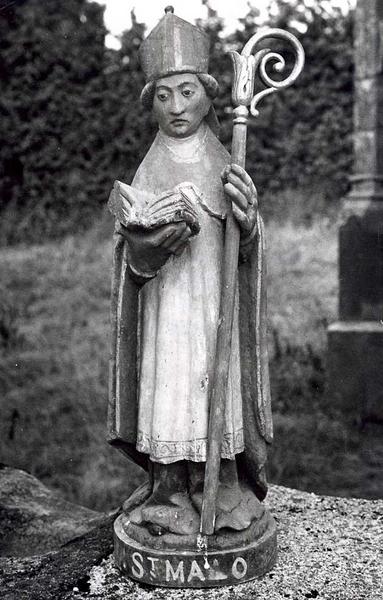ensemble de sept statues (statuettes) : Saint Malo