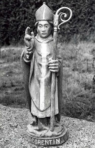 ensemble de sept statues (statuettes) : Saint Corentin