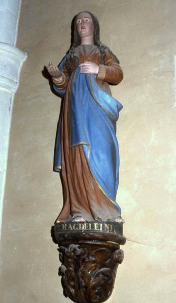 statue : Sainte Madeleine