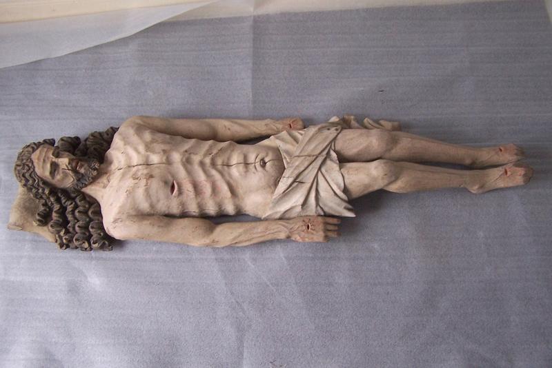 statue : Christ gisant