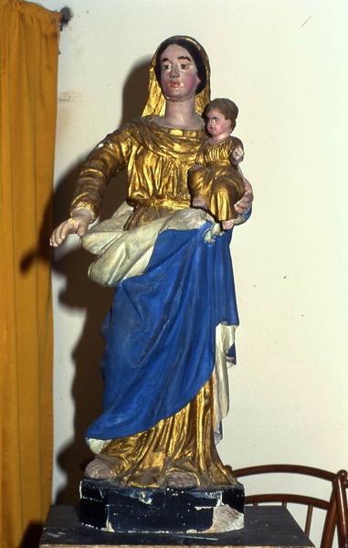 statue : Vierge à l'Enfant n°2