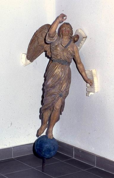 statue : Ange à la trompette - © Monuments historiques