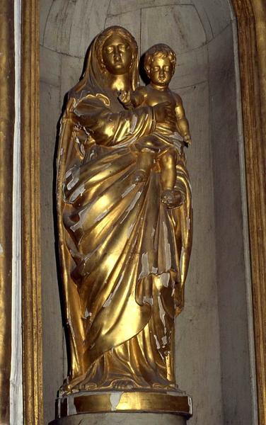 autel (maître-autel), retable et trois statues : Saint Joachim, Sainte Anne et Vierge à l'Enfant - © Monuments historiques