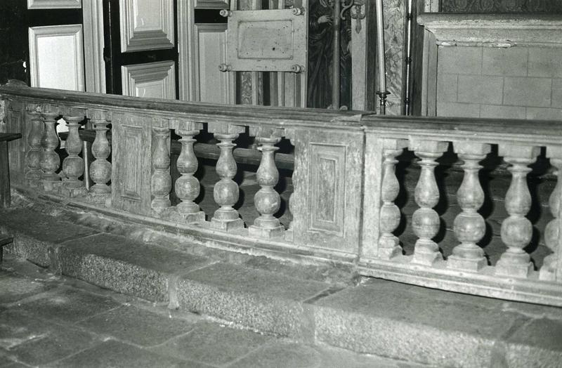 Clôture de choeur (table de communion)