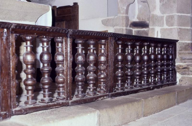 clôture de choeur (table de communion)