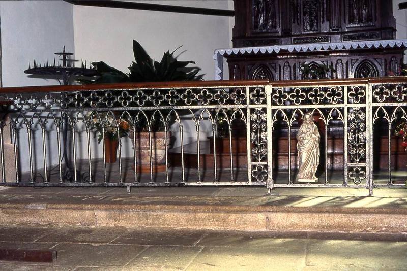 clôture du transept sud (table de communion) - © Monuments historiques