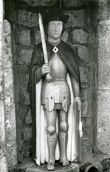 statue : Saint Maurice