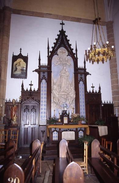 Autel et retable du transept sud