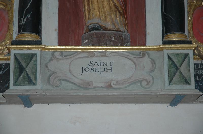 Statue : soubassement niche de Saint Joseph