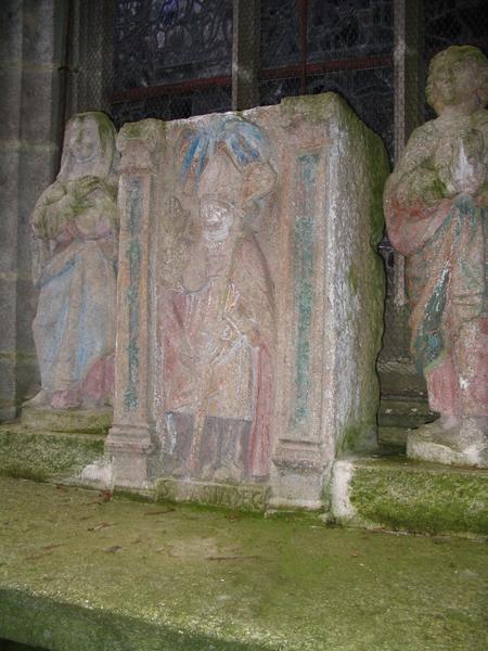groupe sculpté : Vierge, saint Jean et saint Mériadec - © Monuments historiques