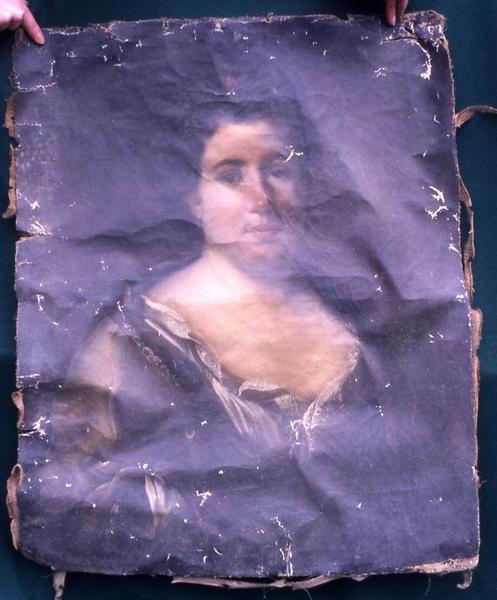 tableau : Portrait de femme - © Monuments historiques