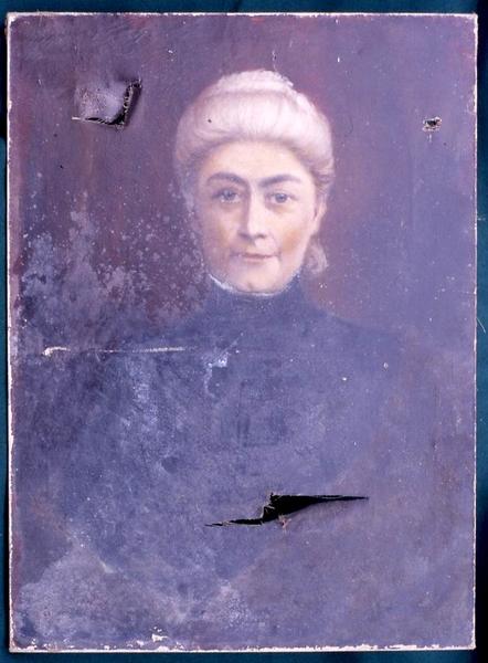 tableau : Une Vieille - © Monuments historiques