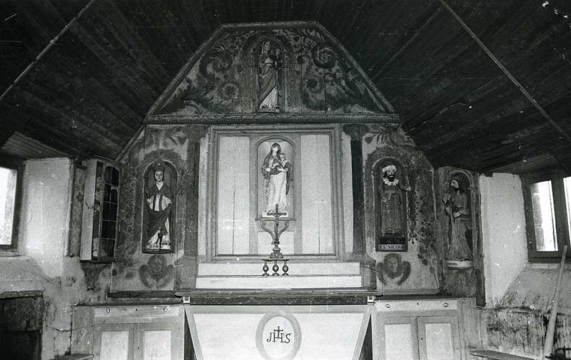 retable peint du maître-autel - © Monuments historiques